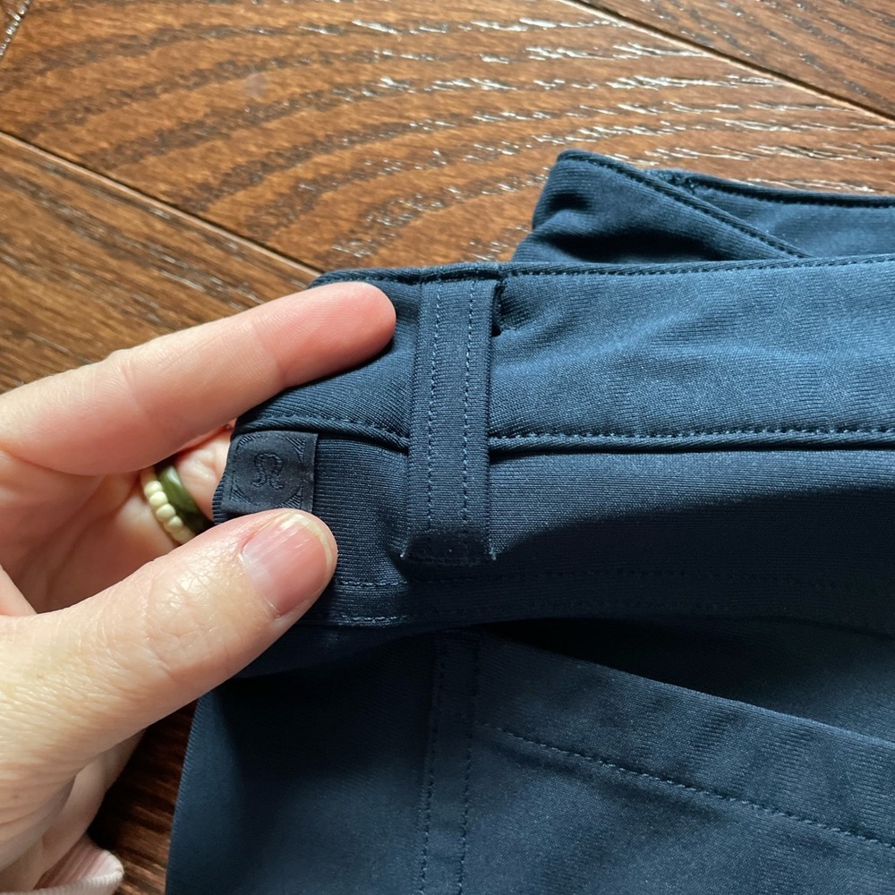 lululemon athletica Men's ABC Pants - True Navy - Picture 6 of 9